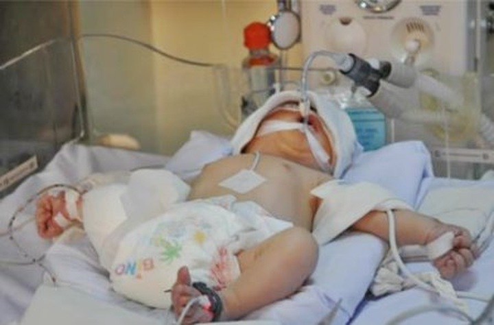 Readers support father of injured newborn - 2 Readers support father of injured newborn - 2