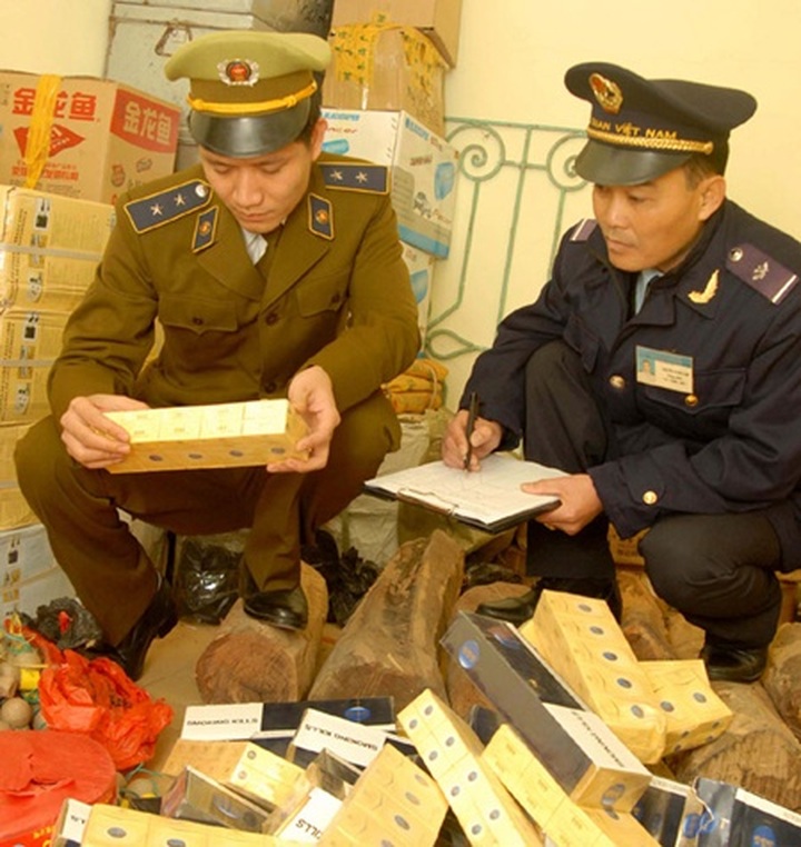 Smuggled cigarettes expected to pipe up as Tet approaches - 1