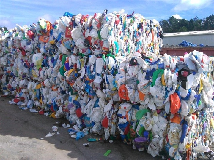 Plastic industry fears bankruptcy as scrap import ban bites - 1