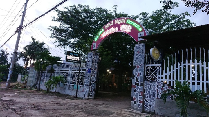 Civil servant claims innocent in sex scandal - 1