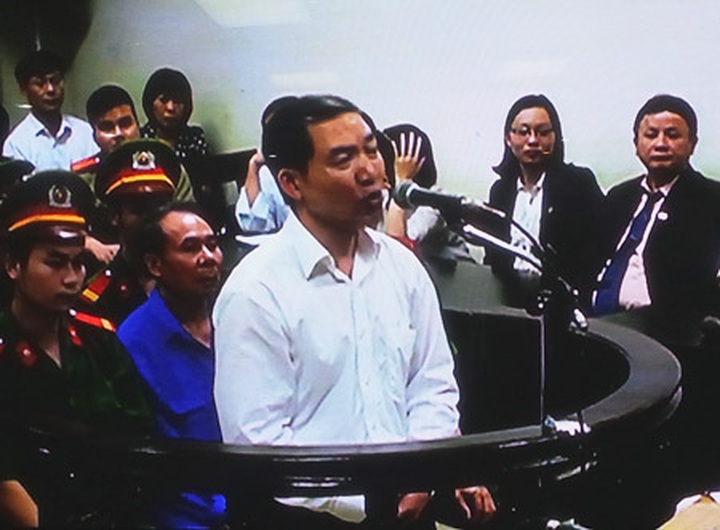 Duong Chi Dung gets paid during two-year imprisonment - 1