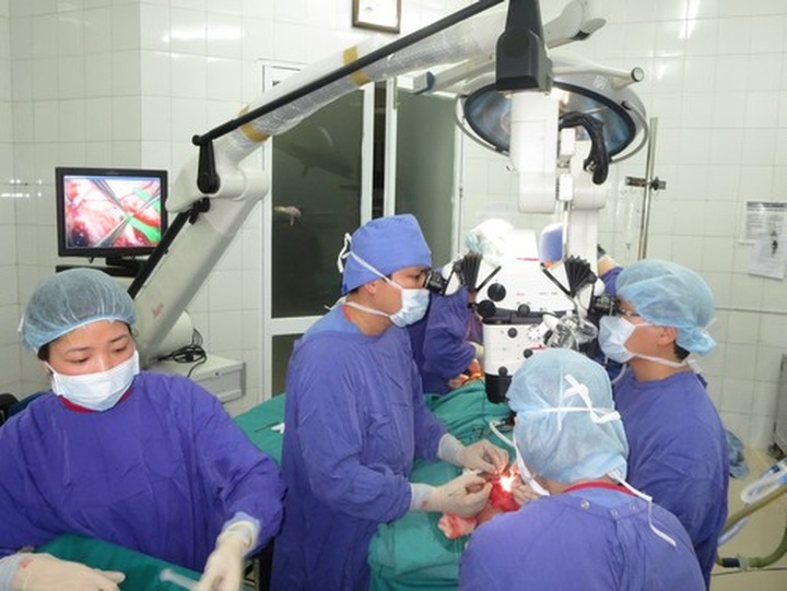 Vietnam successfully reattaches man’s cut-off nose - 1