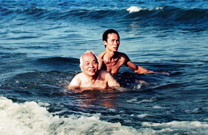 Daily life moments of great hero Vo Nguyen Giap - 4