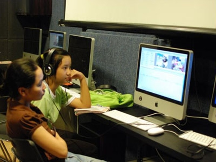 Young people interested in making modern documentaries - 2 Young people interested in making modern documentaries - 2