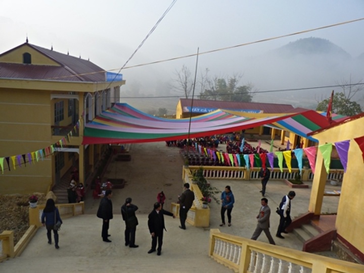 US veterans, General Giap’s family build school - 1 US veterans, General Giap’s family build school - 1