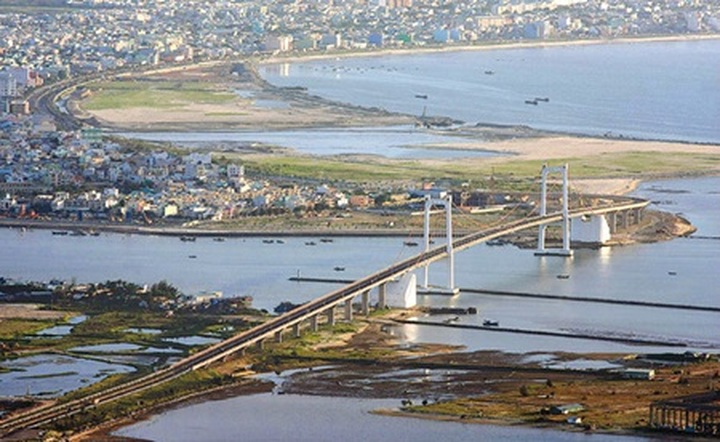 Da Nang tops competitiveness index - 1