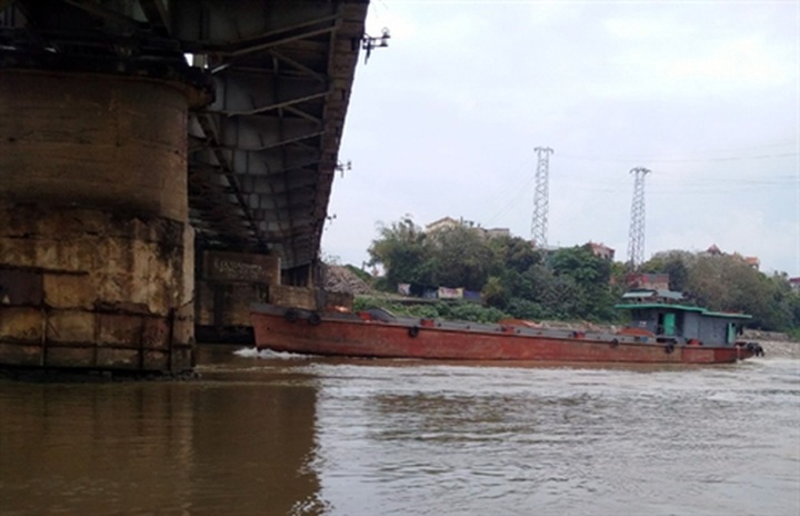 Nearly 200 railway bridges at high risk - 1 Nearly 200 railway bridges at high risk - 1