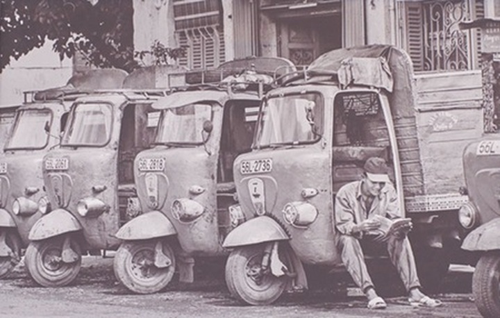 Photos trace 20-year evolution of HCMC - 1 Photos trace 20-year evolution of HCMC - 1