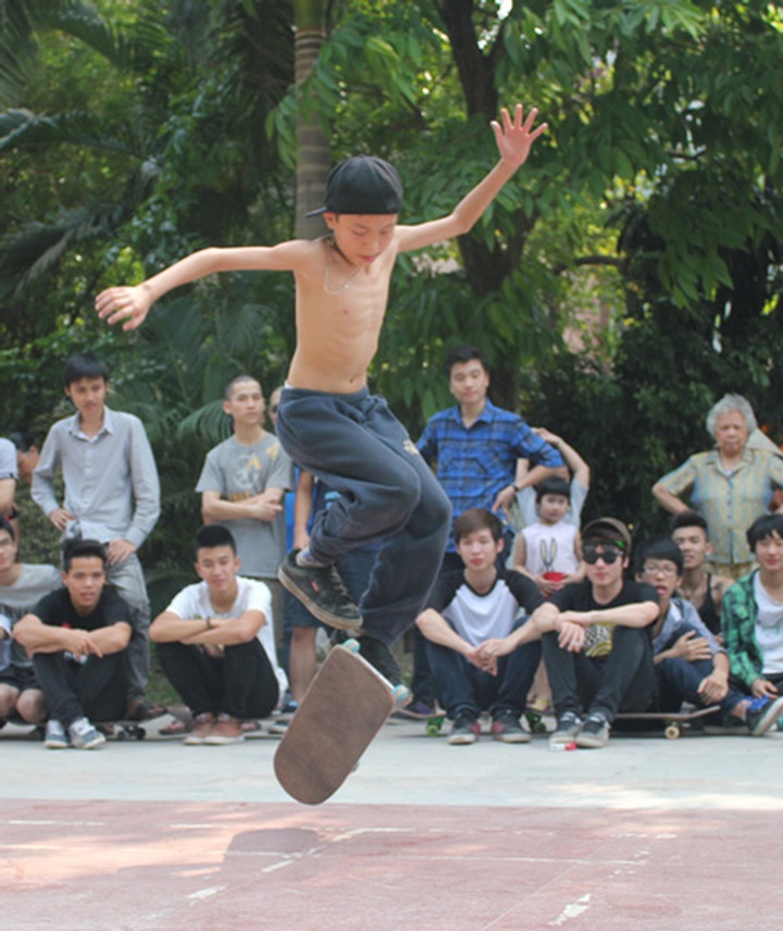 Hanoi youth enjoy urban sports festival - 8 Hanoi youth enjoy urban sports festival - 8