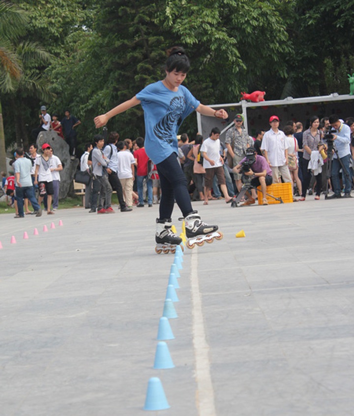 Hanoi youth enjoy urban sports festival - 7 Hanoi youth enjoy urban sports festival - 7