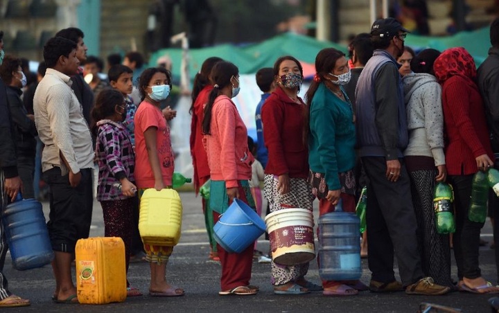 Aid reaches quake-hit Nepal villagers as death toll passes 5,000 - 1