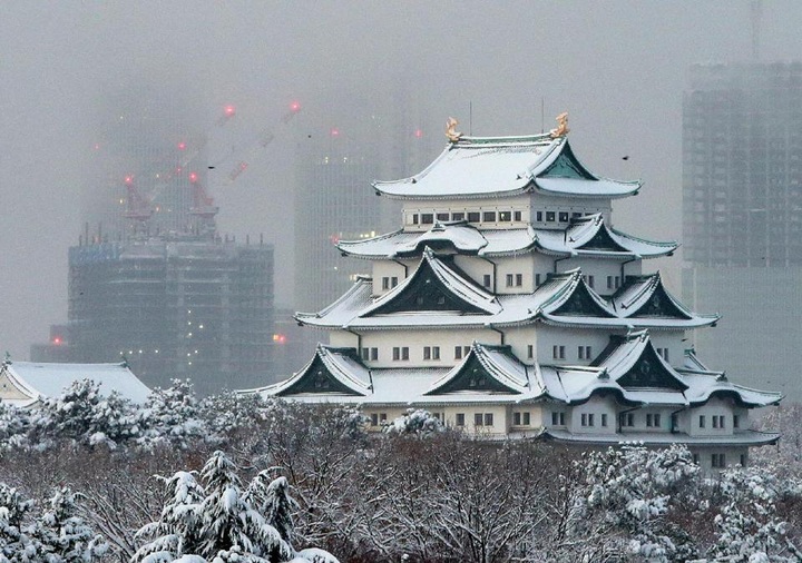 Heavy snow kills 3, disrupts travel in Japan - 1 Heavy snow kills 3, disrupts travel in Japan - 1