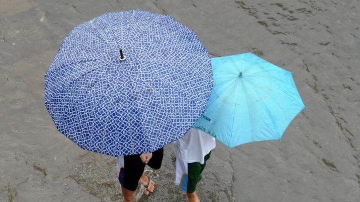 New storm approaches Philippines after typhoon kills 20 - 1