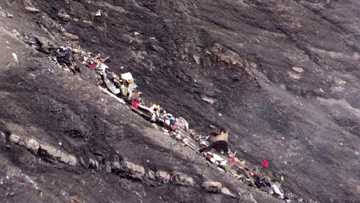 150 dead in plane crash in French Alps - 1