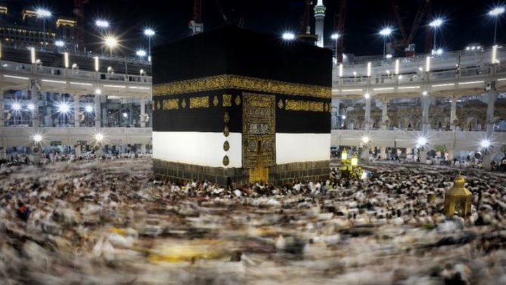 Muslim pilgrims mass in Mecca for hajj - 1