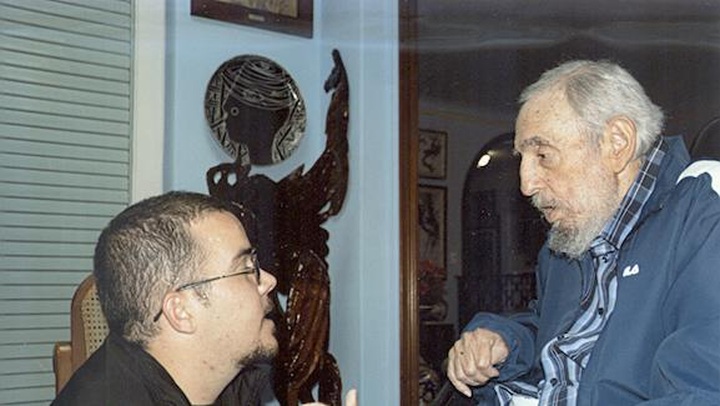 Cuba publishes photos of Fidel Castro to quiet rumors of poor health - 1 Cuba publishes photos of Fidel Castro to quiet rumors of poor health - 1