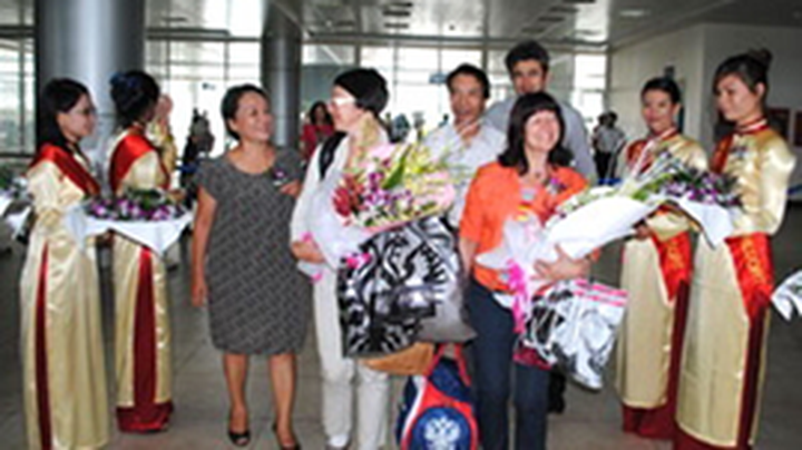5.35 million foreigners visit Vietnam - 1