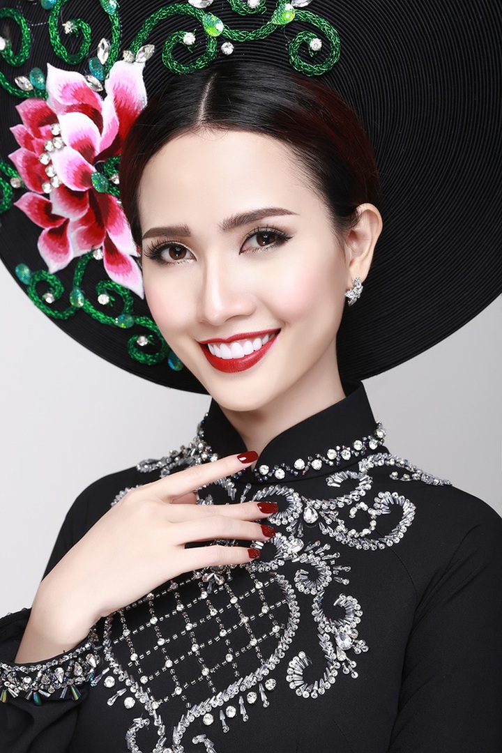 Phan Thi Mo selected as World Miss Tourism Ambassador entrant - 1