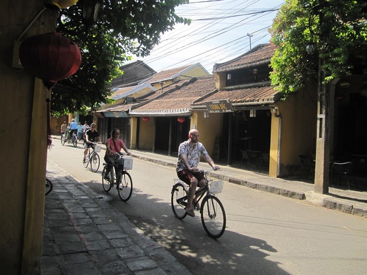 Hội An bicycle project wins global award - 1