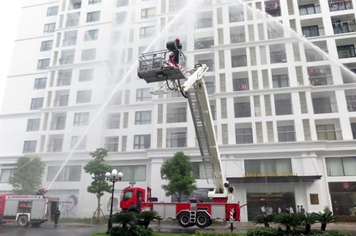 38 Hà Nội buildings lack fire safety standards - 1