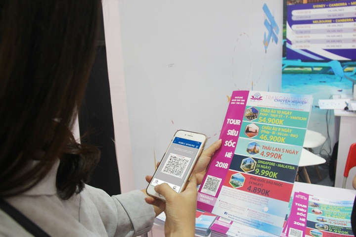 Discount tours and air tickets offered at Vietnam International Travel Mart 2018 - 1