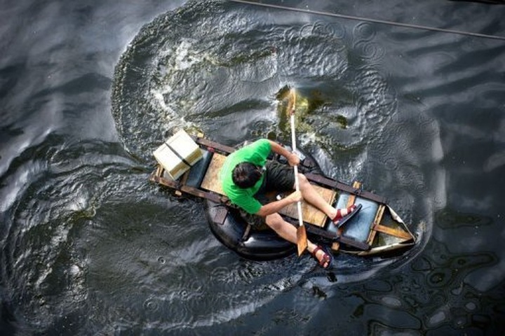 Thai floods ripple through global supply chain - 1