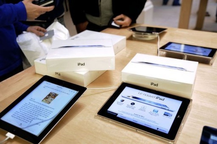 Apple to pay dividend as iPad sales rocket - 1