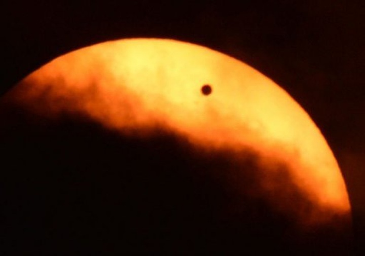 Rare Venus transit draws astronomers worldwide - 1