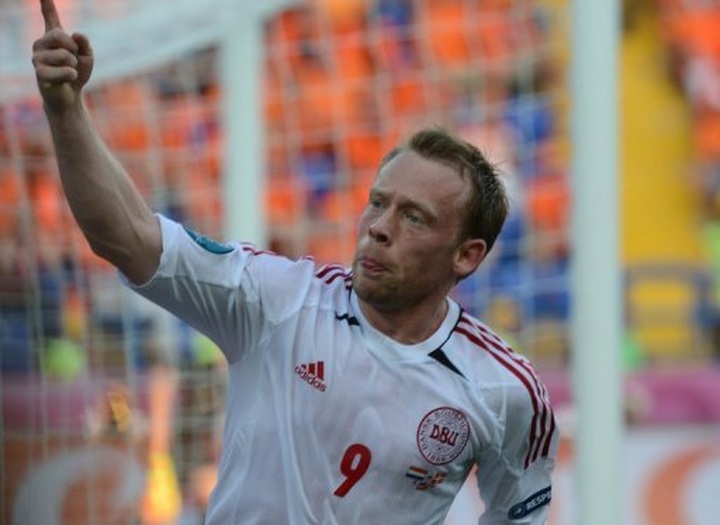 Euro 2012 moves to Ukraine, Danes beat Dutch - 1