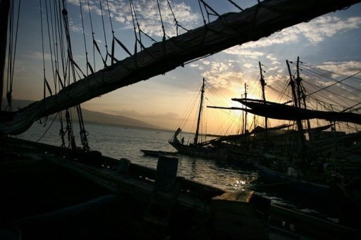 Eleven Haitians killed, 12 missing in boat sinking - 1 Eleven Haitians killed, 12 missing in boat sinking - 1