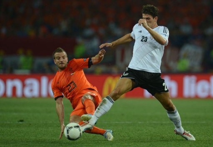 Germany set for quarters after humbling Holland - 1