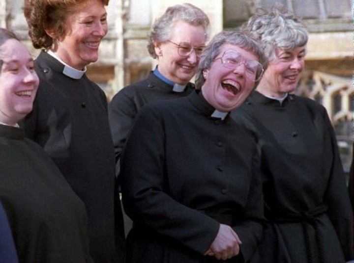 Church of England set to vote on women bishops - 1