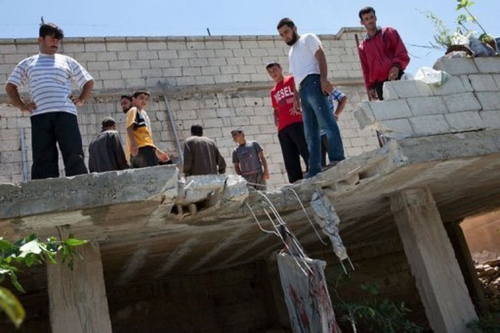 Pressure on Assad as West plans Syria sanctions - 1