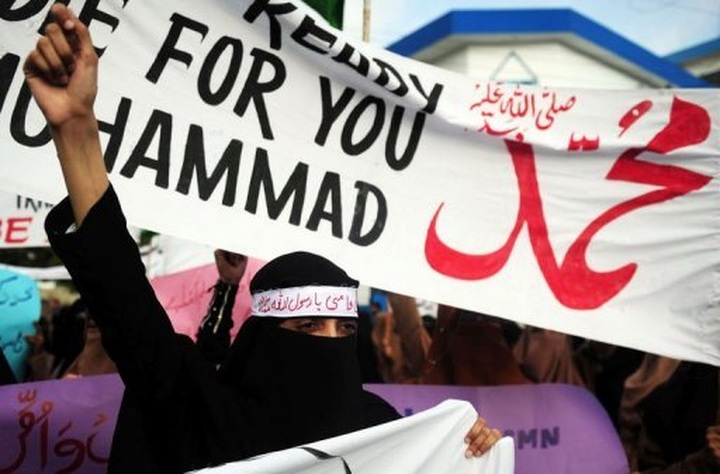 Alleged anti-Muslim filmmaker detained - 1