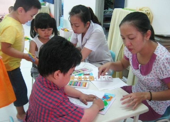 Spoiled children become problem for schools - 1