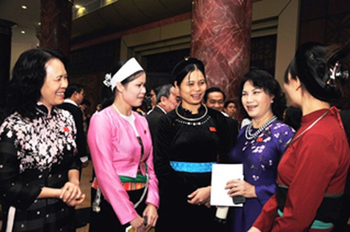 Vietnam needs more female politicians - 1