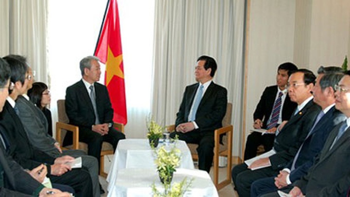 PM Dung meets with Japanese economic leaders - 2