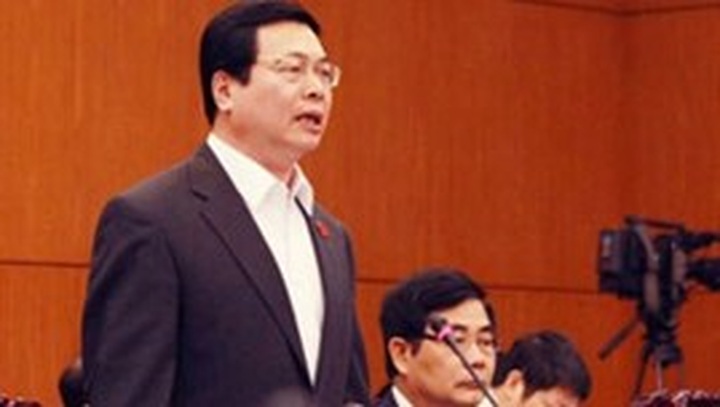 Minister clarifies industry and trade issues - 1