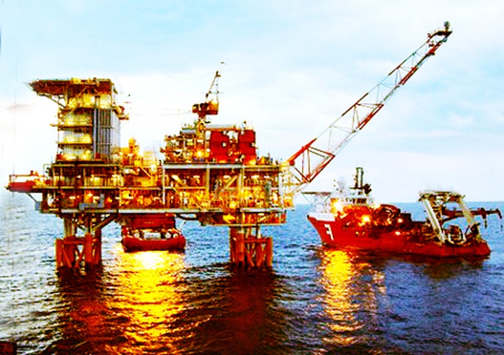 Banks and state-owned enterprises pledge to cut costs - 1