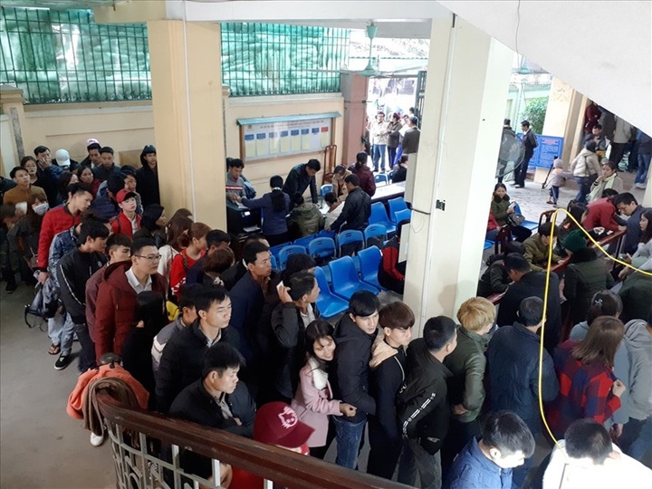 Thousands prepare to work overseas after Tet - 1