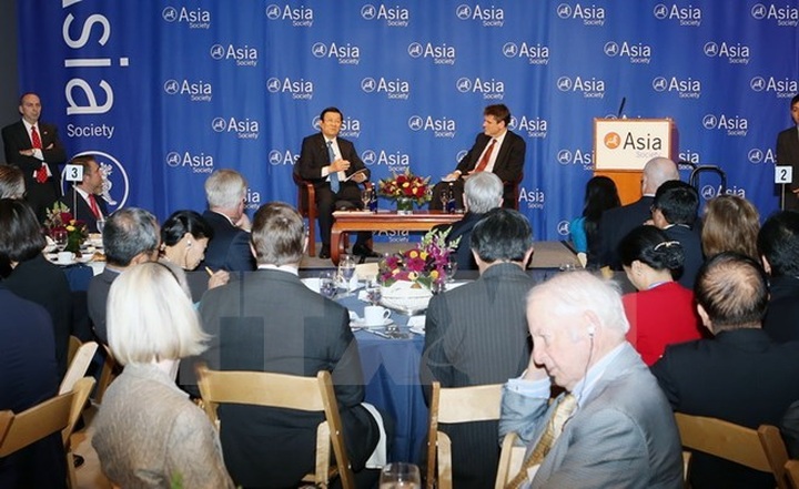 President attends Policy Dialogue on Vietnam-US ties - 1