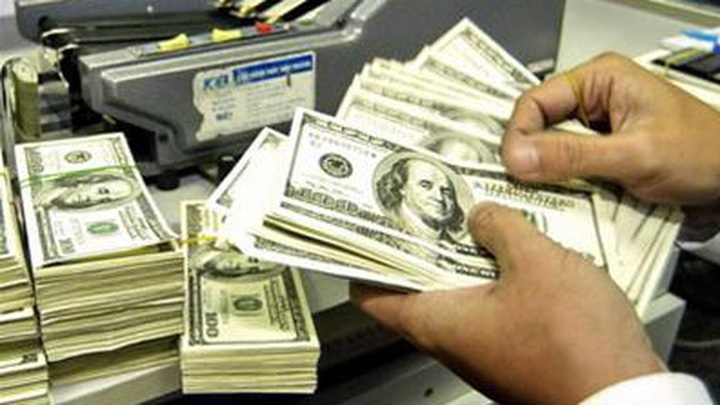 Remittances to HCM City surge high - 1