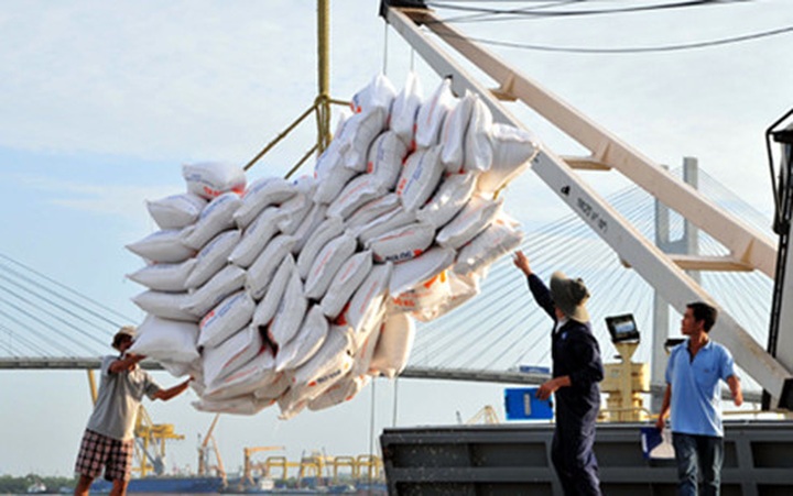Rice exports hit nearly US$1 billion in four months - 1