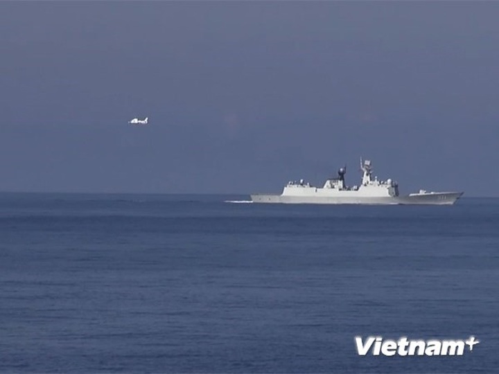 Chinese aircraft intimidate Vietnam’s law enforcement vessels - 1