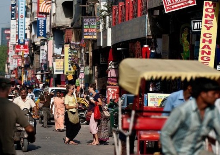 Women tourists desert India after sex attacks: survey - 1