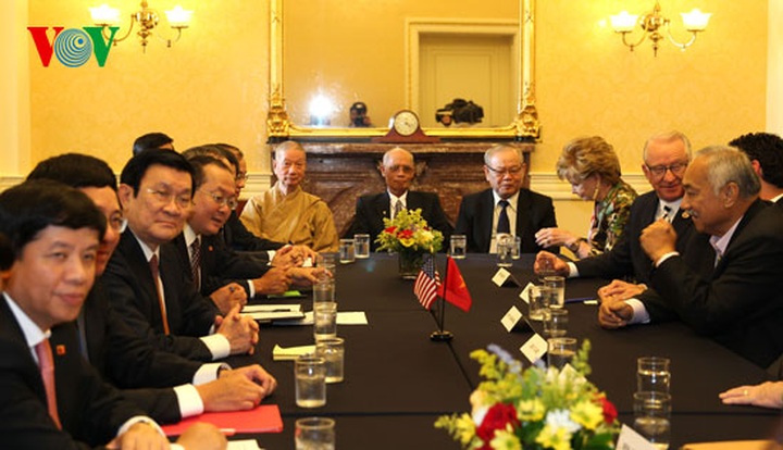 President Sang meets with US congressmen - 1 President Sang meets with US congressmen - 1