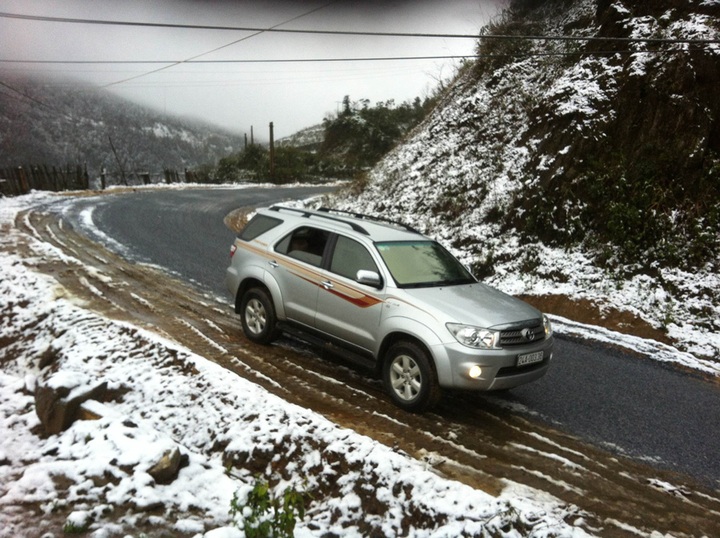 Snow falls in Sapa - 7