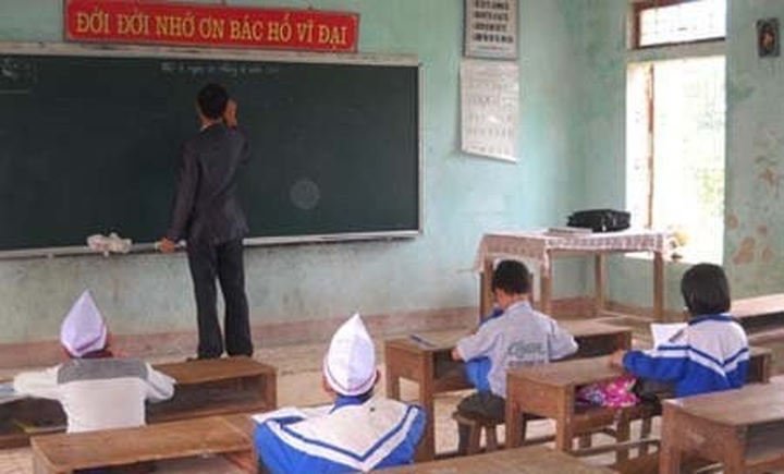 The tragicomedy in Ha Tinh: teachers abundant, students deficient - 1 The tragicomedy in Ha Tinh: teachers abundant, students deficient - 1