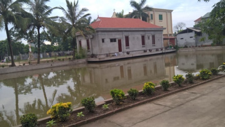 Four people drown in Hanoi pond - 1 Four people drown in Hanoi pond - 1