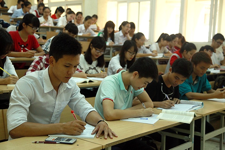 Key role for enterprises in university education - 2 Key role for enterprises in university education - 2